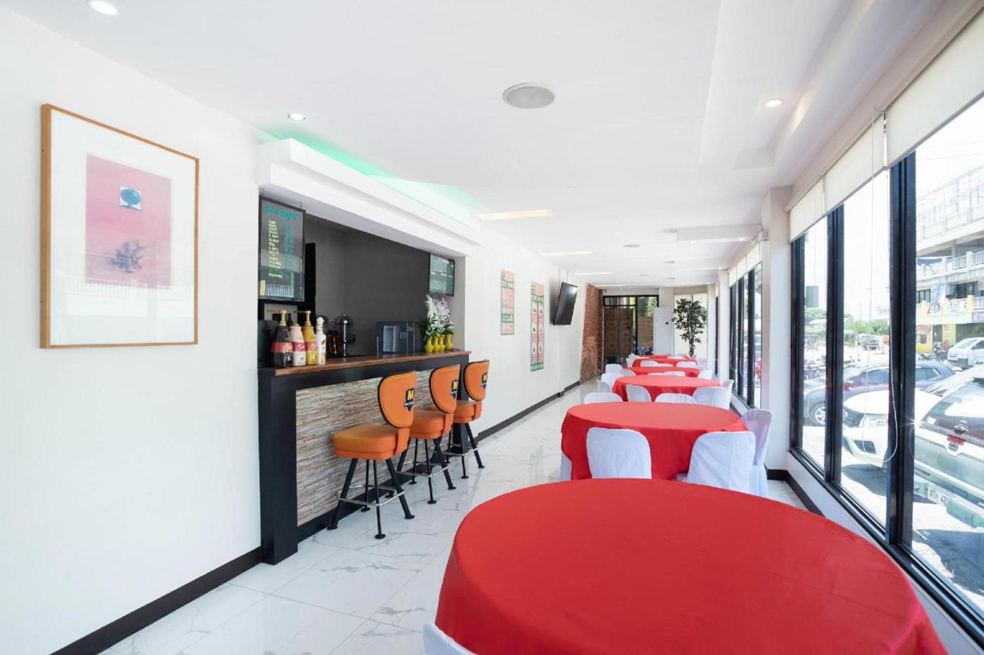 Oyo 195 Ranchotel - Binan Buitenkant foto